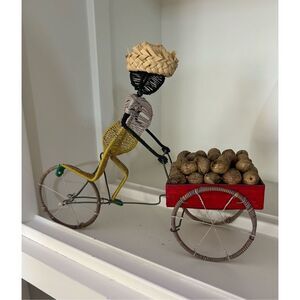 African Wire Bicycle Peddler